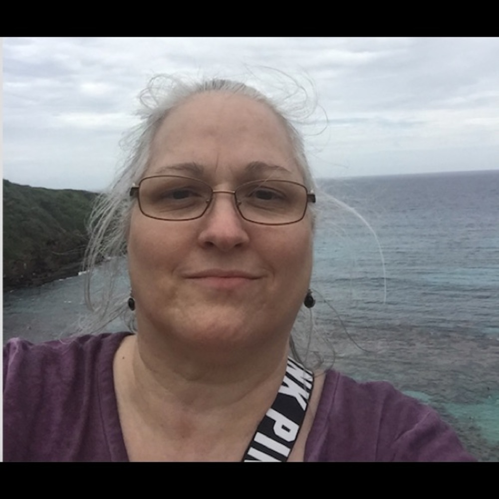 Meet your Posher, Angela